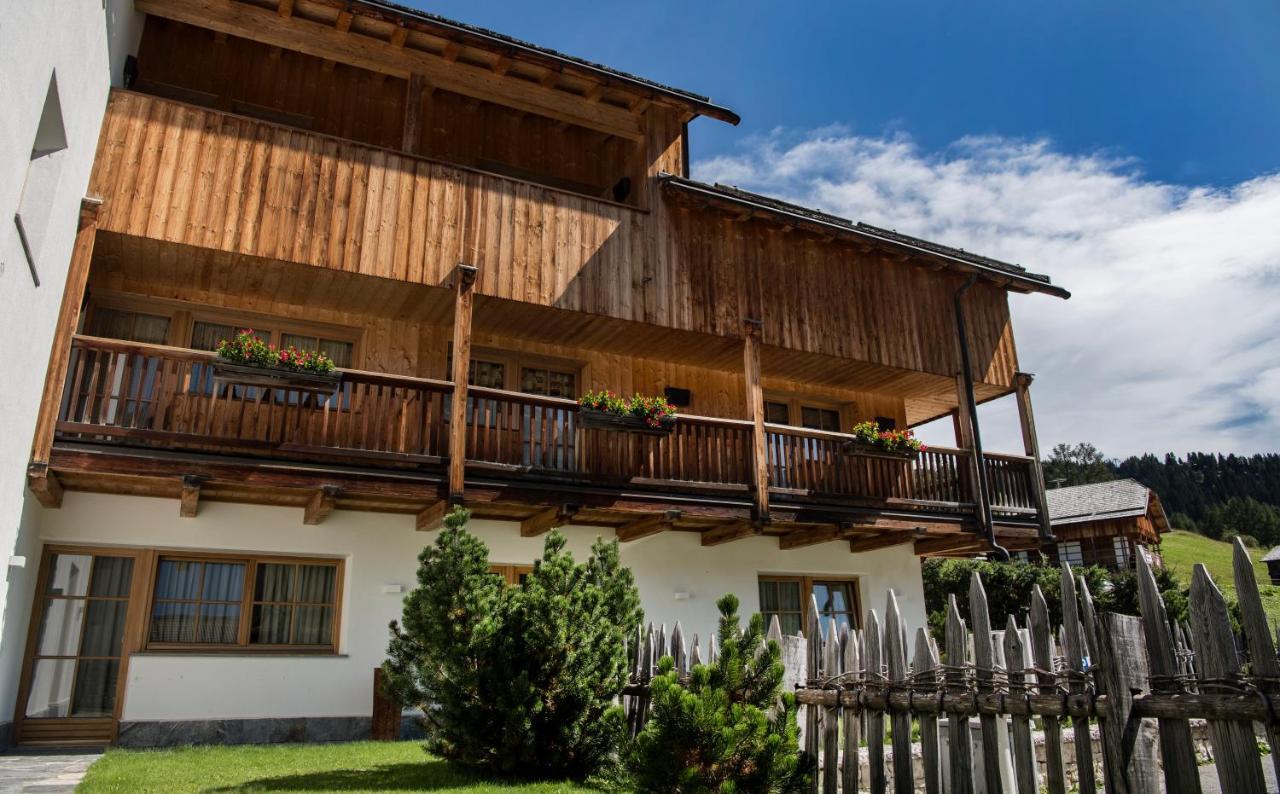 Nei Y Suredl Nevesole Aparthotel Corvara In Badia Ngoại thất bức ảnh