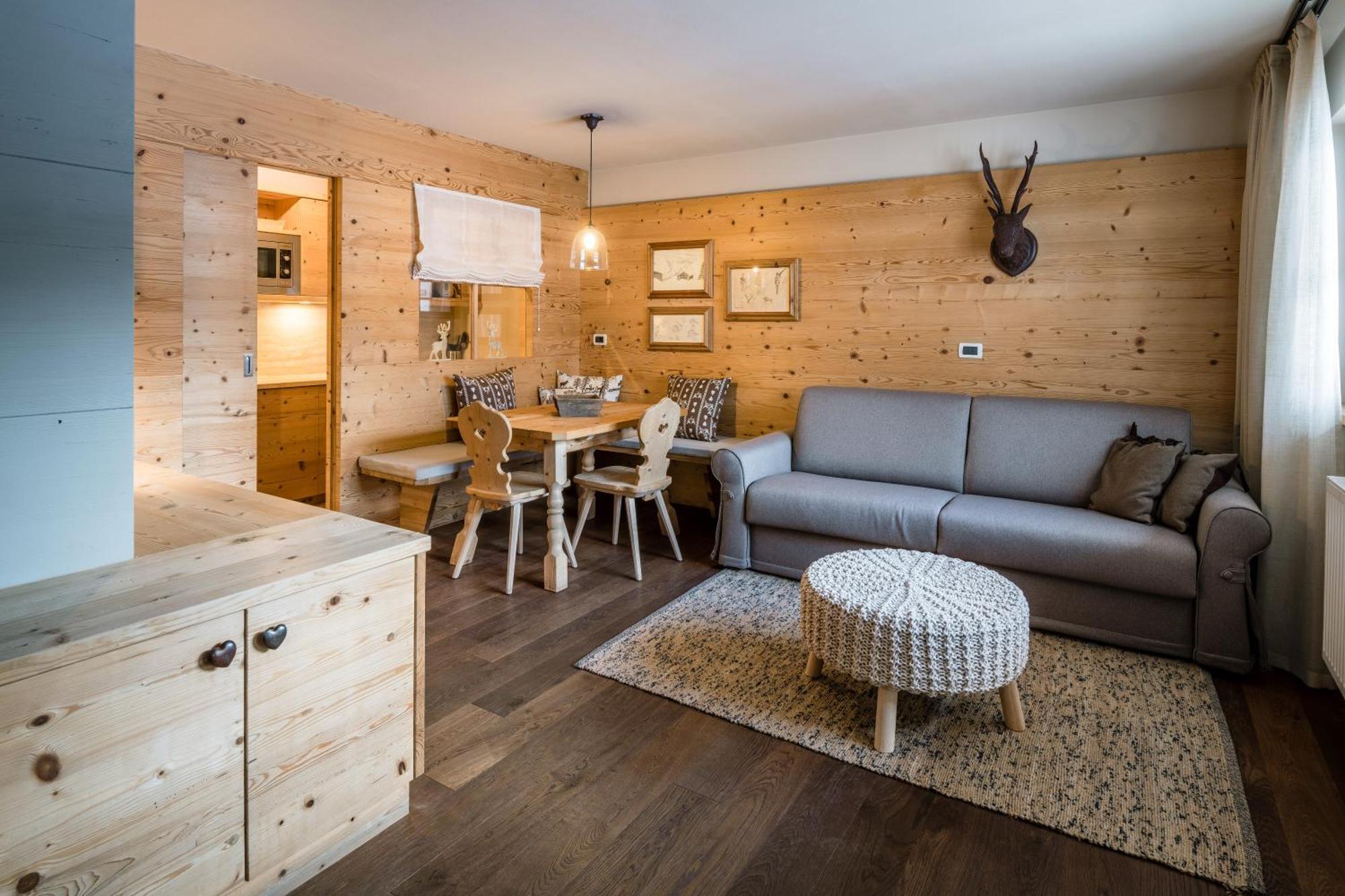 Nei Y Suredl Nevesole Aparthotel Corvara In Badia Phòng bức ảnh